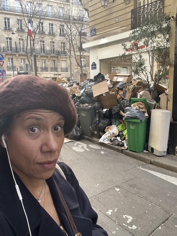 It was a thing you guys. And they took the protest to the fancy areas too. This was around the corner on Boulevard Saint Germain. One of the most instagrammed cafes was just a few steps away lol.