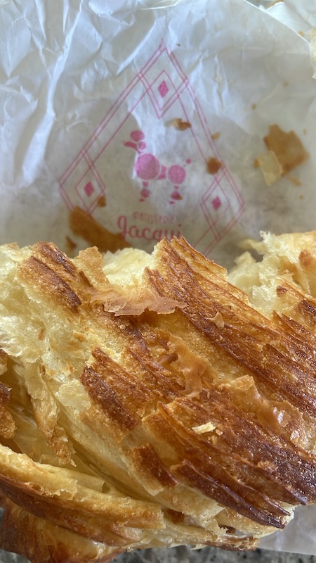 Discover Patisserie Jacqui in Bisbee, Arizona — a James Beard–nominated pastry shop where flaky croissants, hot pink neon, and small-town charm meet. A must-stop in southern Arizona’s most artistic town.