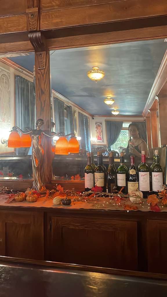 The Copper Queen Hotel, all art deco allure and old Western whispers — Wyatt Earp might be gone, but the stories (and chandeliers) still shine.