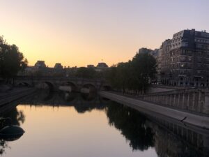 Paris Seine, Mini Astrology Reading