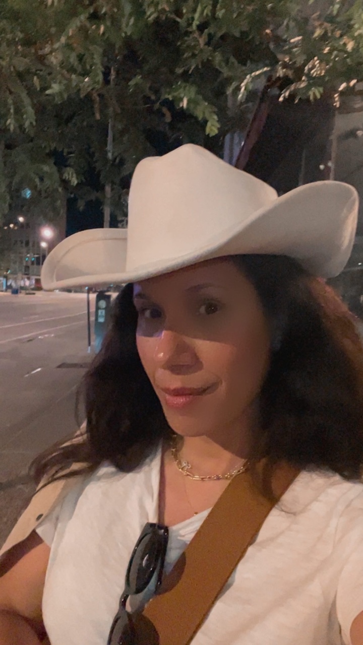 Boston girl goes Montana — Leah Gillis thediamondisyou.com Missoula travel tips. Photo: Leah Gillis, Missoula Montana 2026